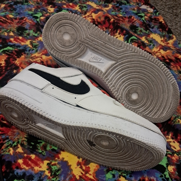 Nike Air Force One AF1/ White Black Orange Sneakers - Picture 5 of 8